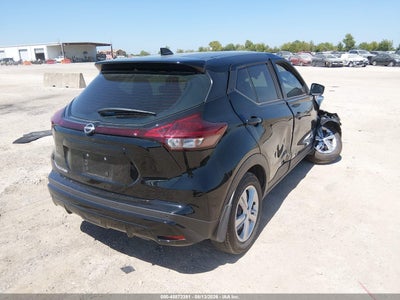 NISSAN KICKS PLAY