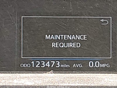 TOYOTA PRIUS V