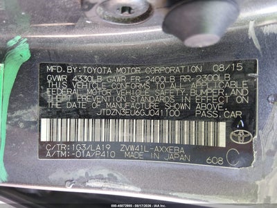 TOYOTA PRIUS V