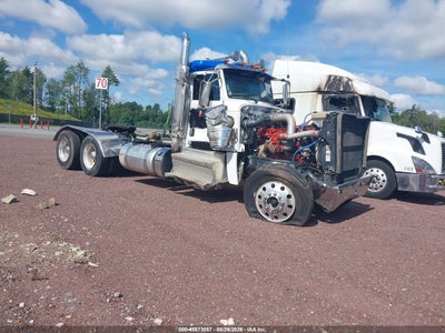 2023 Peterbilt 389