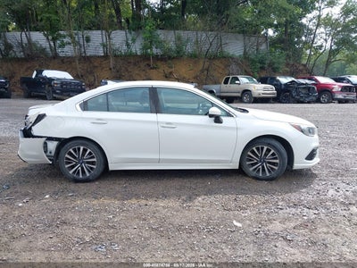 SUBARU LEGACY