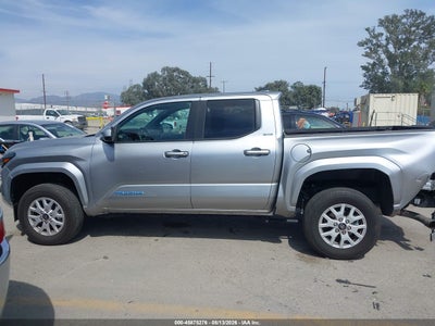 TOYOTA TACOMA