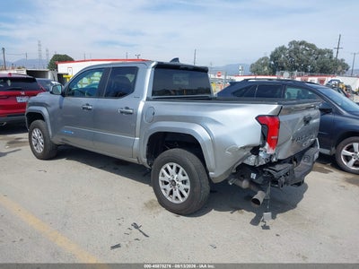 TOYOTA TACOMA