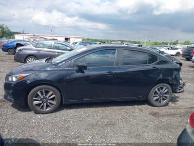 NISSAN VERSA