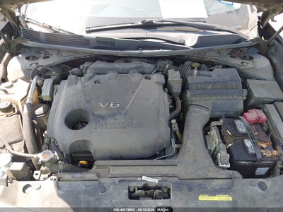 NISSAN MAXIMA