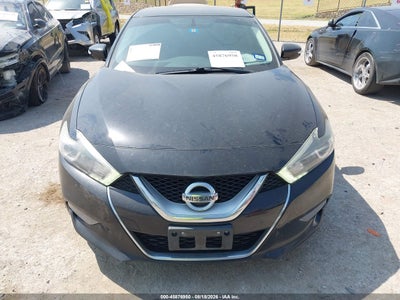 NISSAN MAXIMA