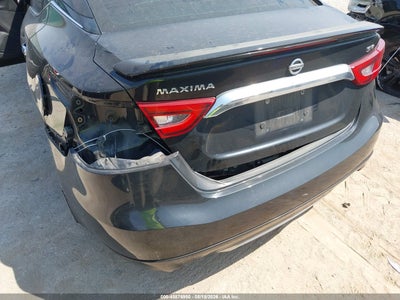 NISSAN MAXIMA
