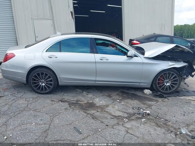 MERCEDES-BENZ S 550