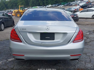 MERCEDES-BENZ S 550