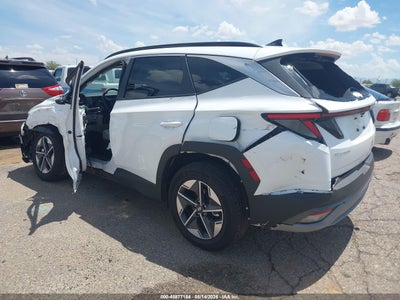 HYUNDAI TUCSON HYBRID