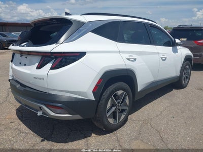 HYUNDAI TUCSON HYBRID