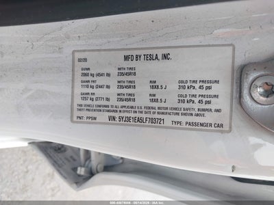 TESLA MODEL 3