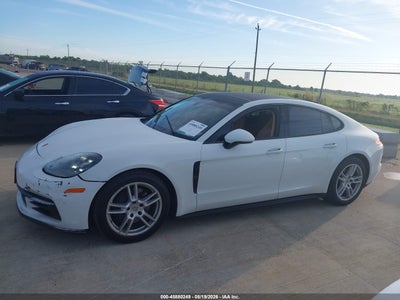 PORSCHE PANAMERA