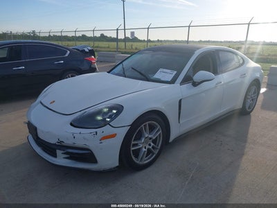 PORSCHE PANAMERA