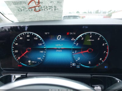 MERCEDES-BENZ GLA 250