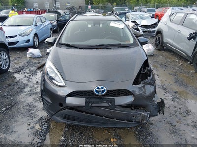 TOYOTA PRIUS C