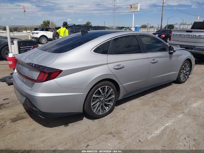 HYUNDAI SONATA