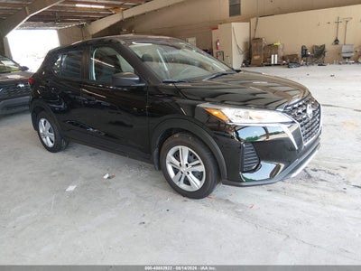 2025 Nissan Kicks Play