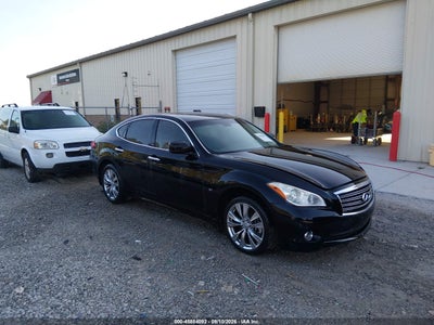 2014 Infiniti Q70