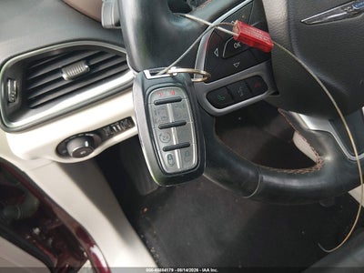 CHRYSLER PACIFICA