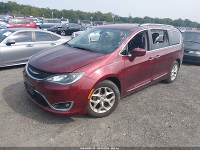 CHRYSLER PACIFICA