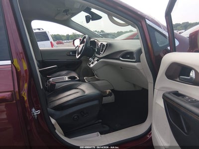 CHRYSLER PACIFICA