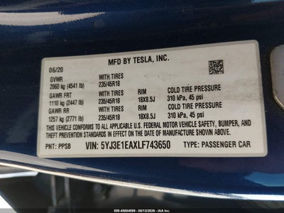 TESLA MODEL 3
