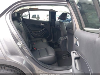 MERCEDES-BENZ GLA 250