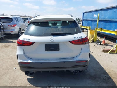 MERCEDES-BENZ AMG GLA 45