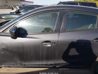 2015 MAZDA MAZDA3 14
