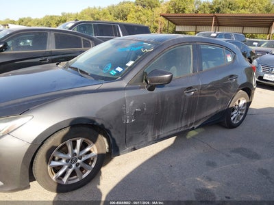 2015 MAZDA MAZDA3 6