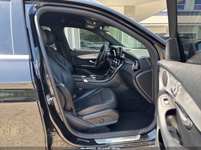2017 MERCEDES-BENZ GLC 300 5