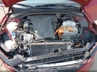 HYUNDAI IONIQ HYBRID