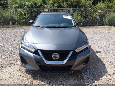 NISSAN MAXIMA