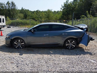 NISSAN MAXIMA
