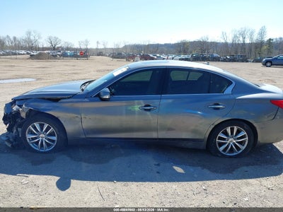 INFINITI Q50