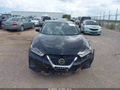 NISSAN MAXIMA
