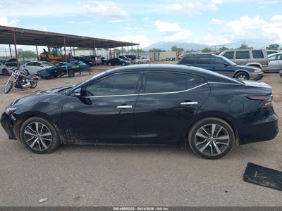 NISSAN MAXIMA