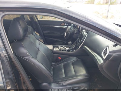 NISSAN MAXIMA