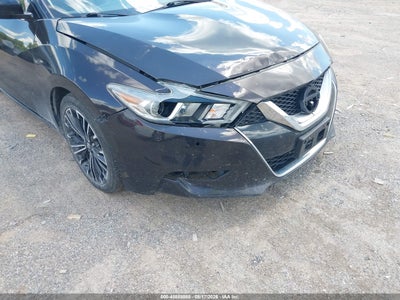 NISSAN MAXIMA