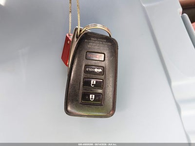LEXUS IS 200T