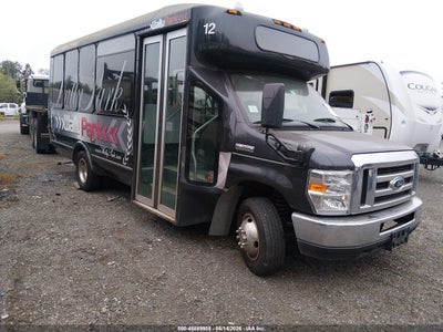 2011 Ford E-350 Cutaway