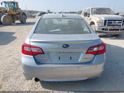 SUBARU LEGACY