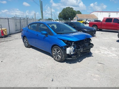 NISSAN VERSA