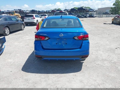 NISSAN VERSA