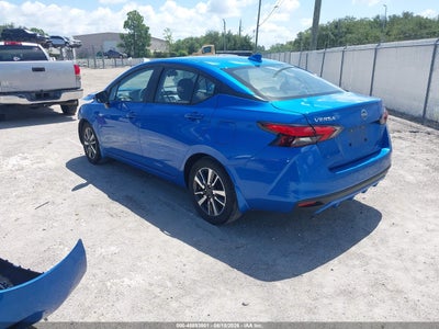 NISSAN VERSA
