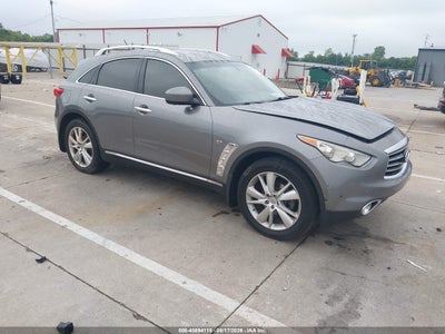 INFINITI QX70