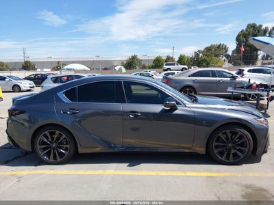 LEXUS IS 300