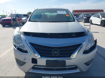 NISSAN VERSA