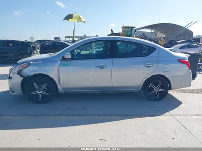 NISSAN VERSA